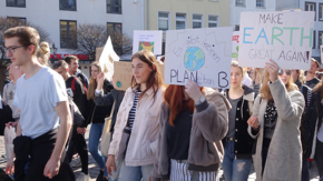 Klimaschutz fridays for future symbol foto iStock We-Ge